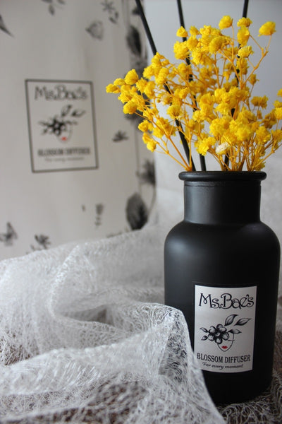 Yellow Baby's Breath Diffuser Set