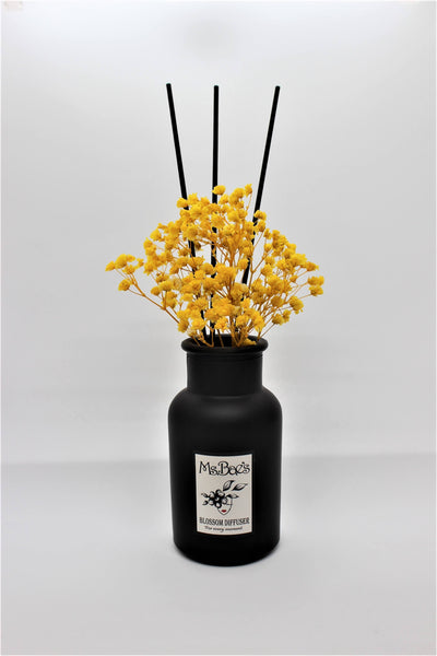 Yellow Baby's Breath Diffuser Set